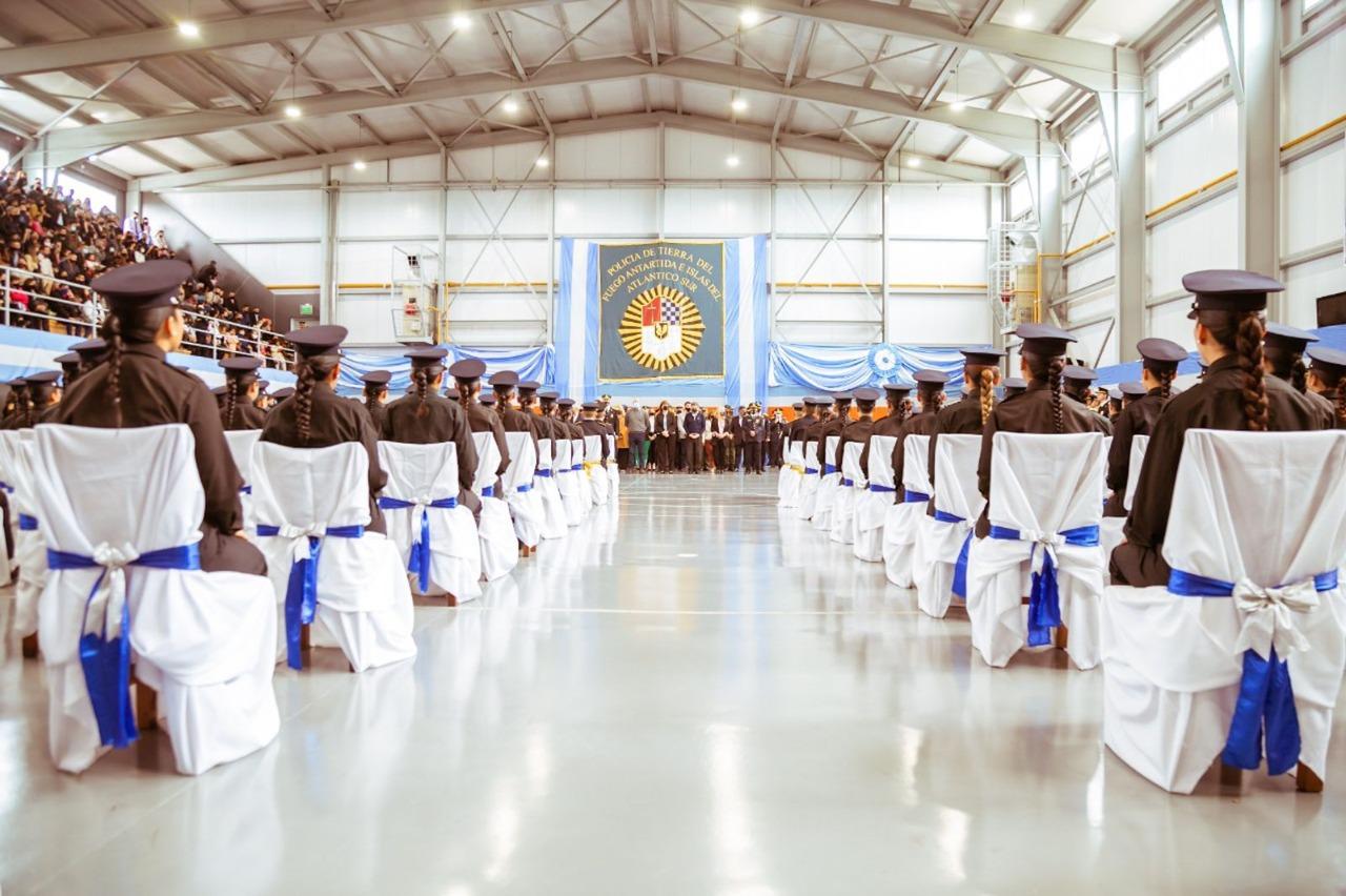 policia agentes egresadas1