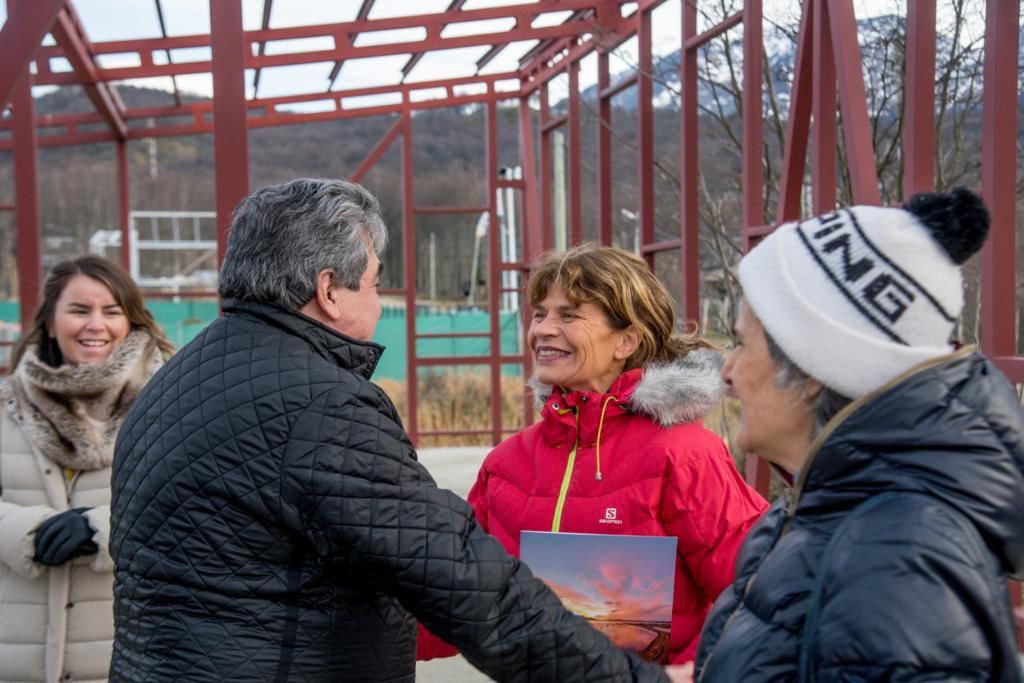 photo4994633059705924256