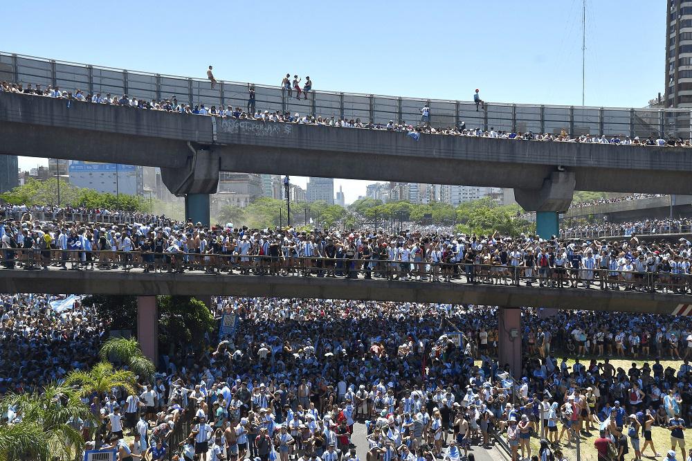 20-12-2022_una_multitud_de_simpatizantes_comenzo (3)