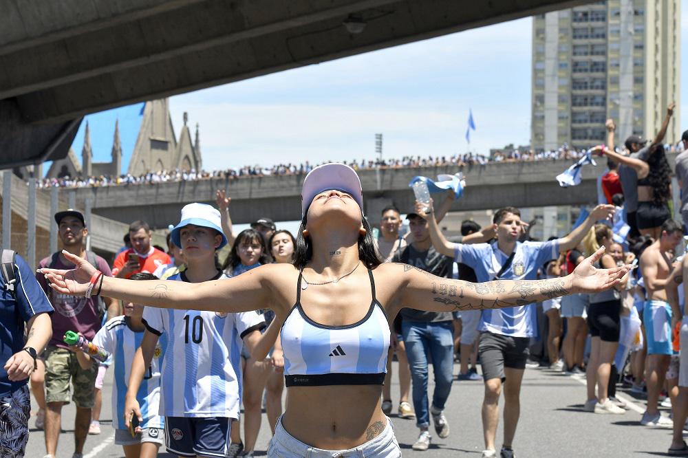 20-12-2022_una_multitud_de_simpatizantes_comenzo (5)