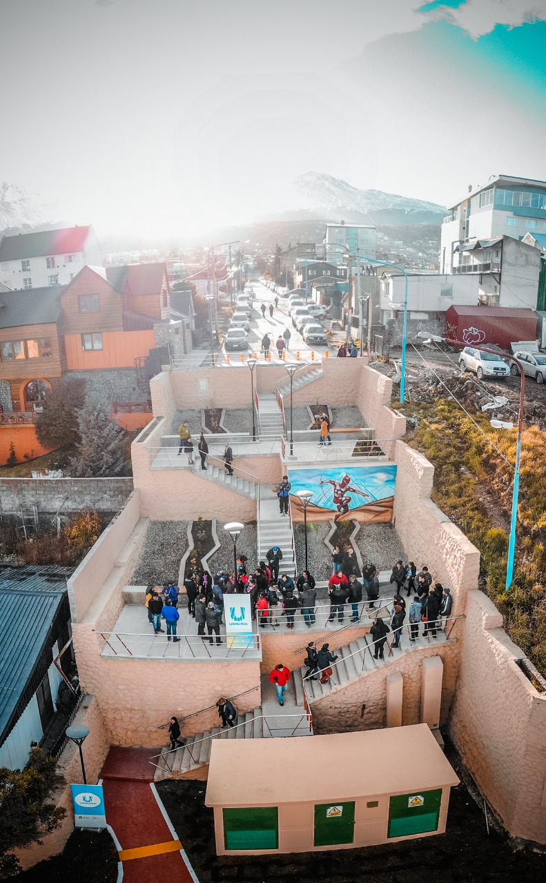 inauguracion escalera2
