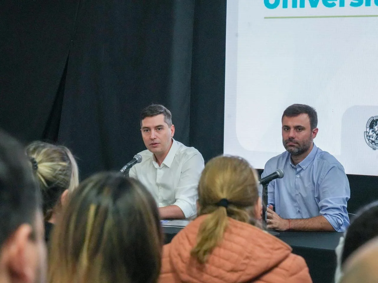 photo_5091362401889750070_y