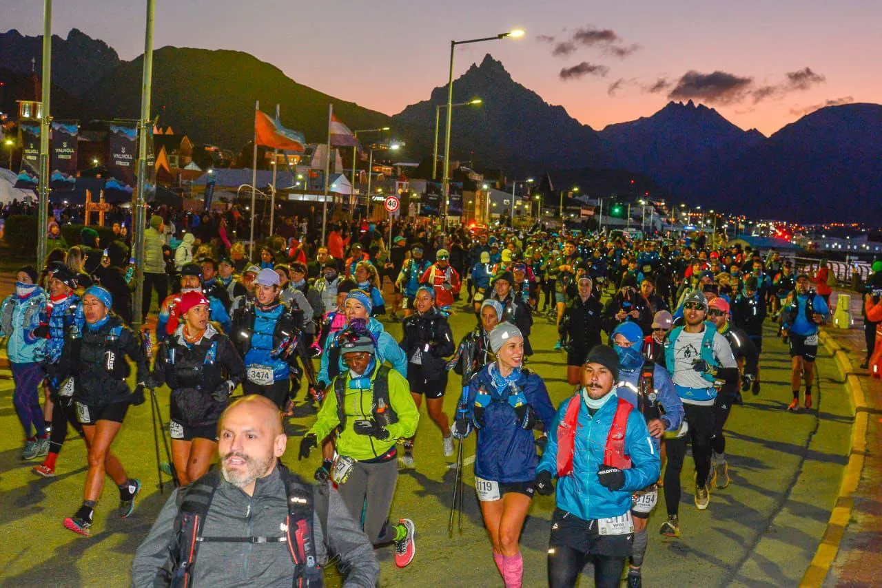 photo_5116271781978681292_y