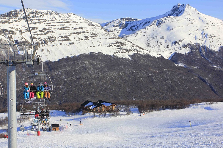 El próximo mes abren los Centros Invernales y el Cerro Castor