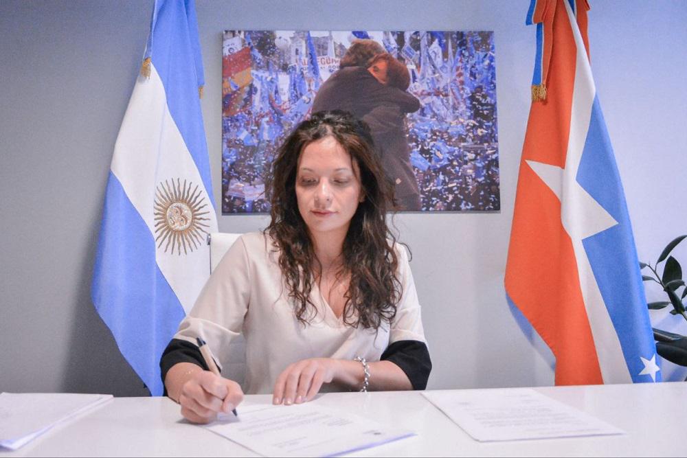laura avila