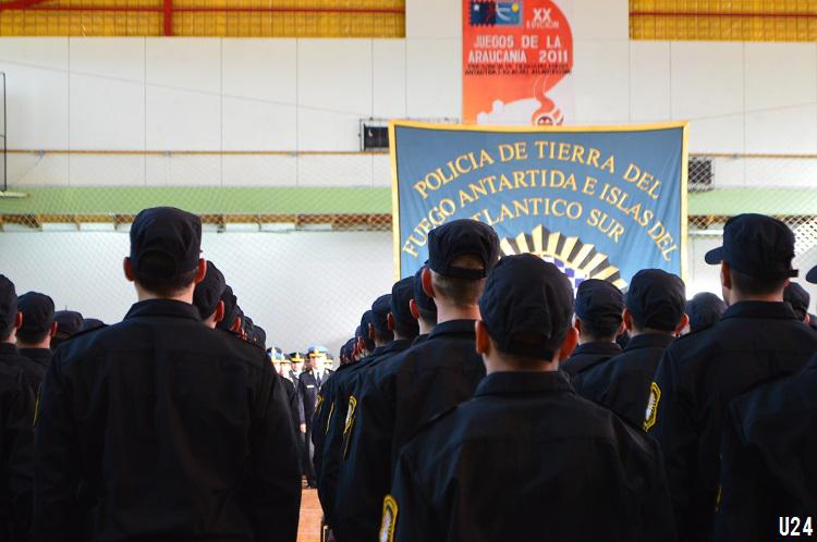 POLICIAS 750X500