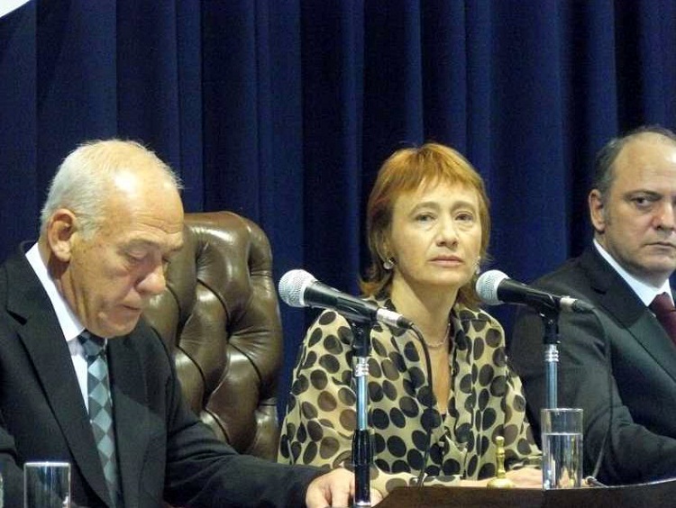 Ríos período de sesiones