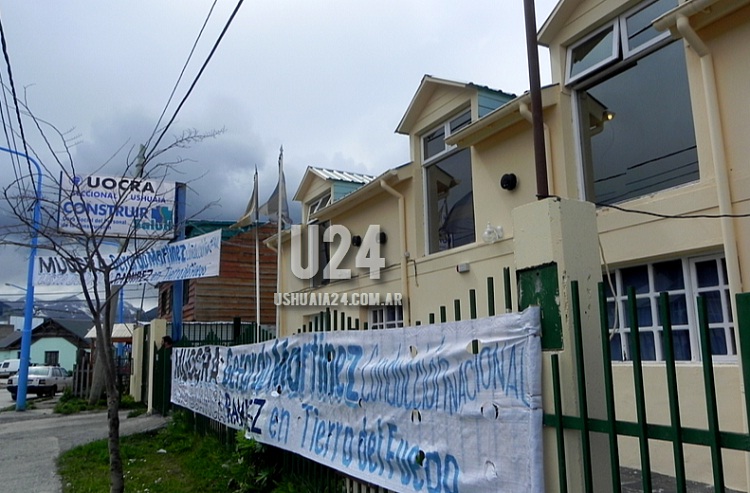 UOCRA 750X500