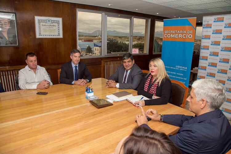 40521463441_e6672c3ded_k