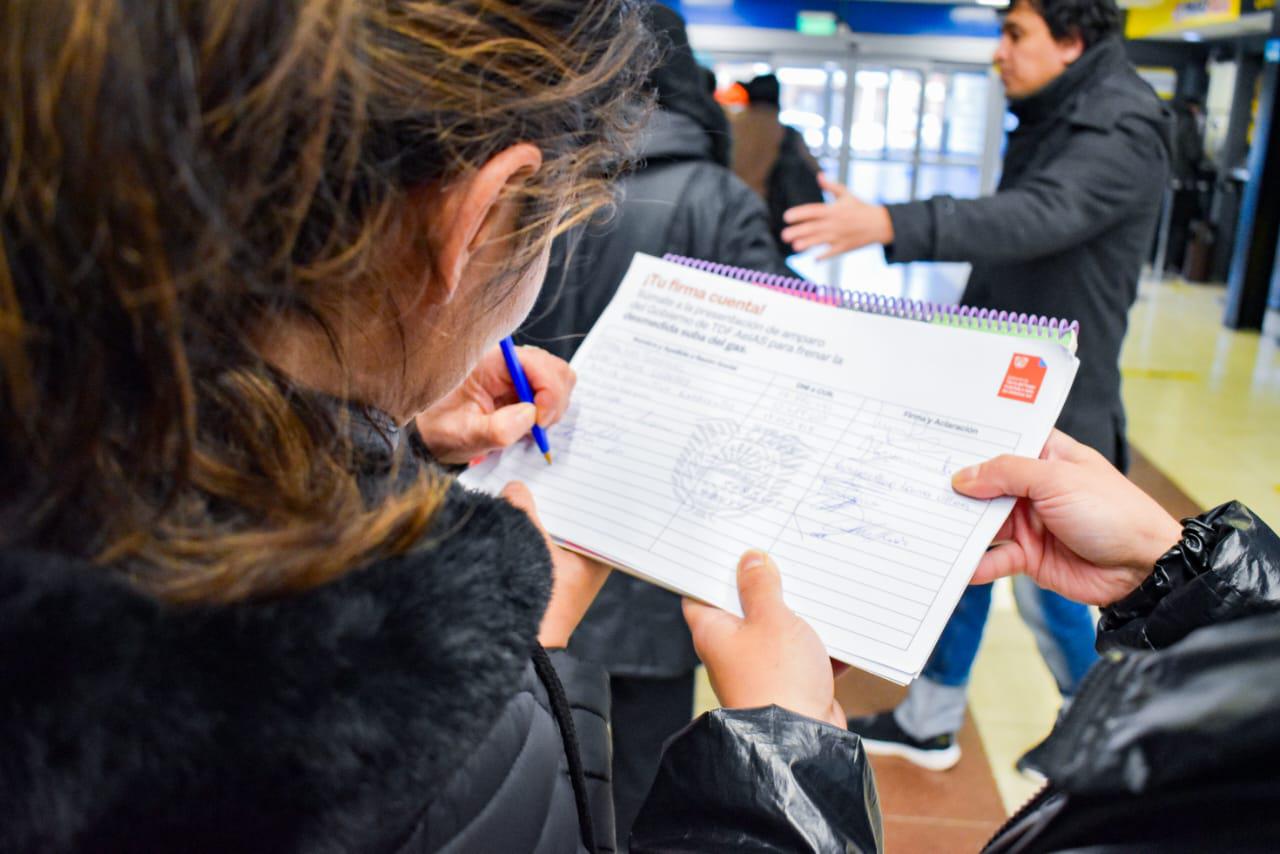 photo_5068979381686349151_y