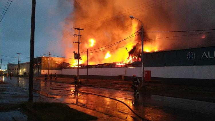 incendio australtex1