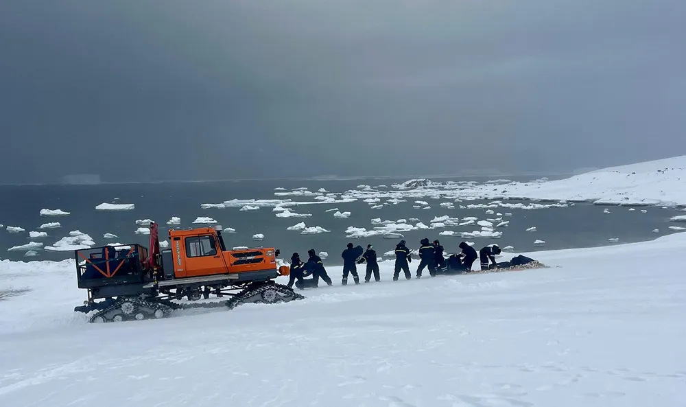 Base esperanza Antártida hoy