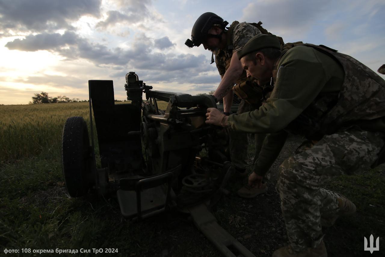 photo_5321081085649608349_y