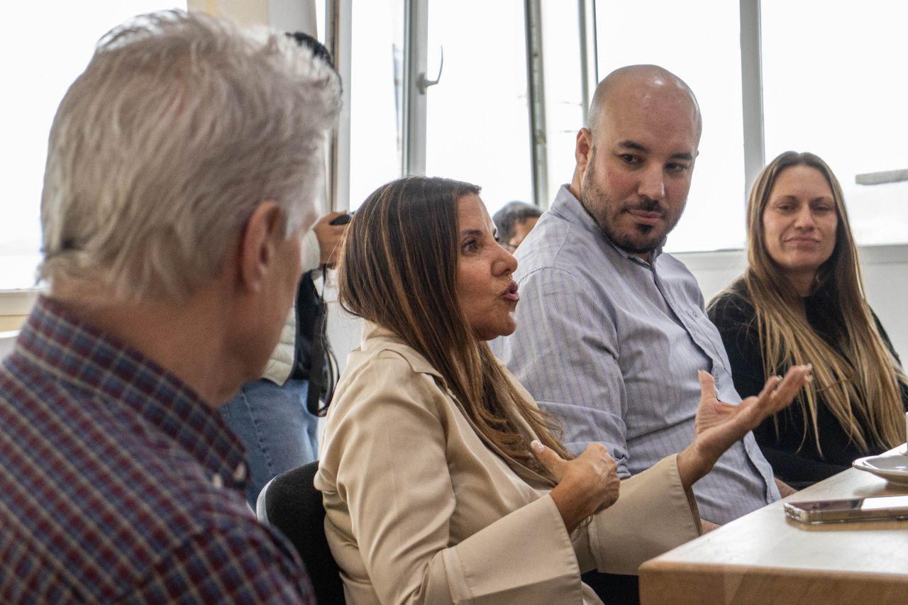 photo_5035056682010520649_y