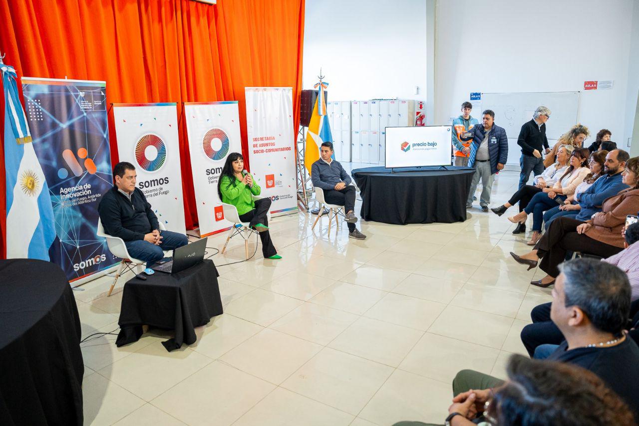 photo_4971991143172648208_y