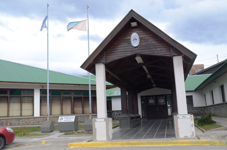 Tribunales