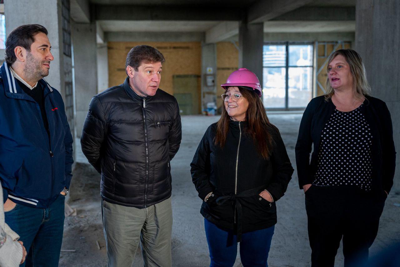 photo_4970116188084481184_y