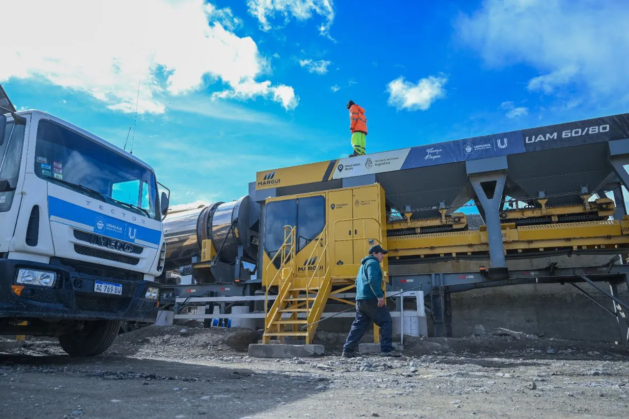 photo_5037614747352150198_y