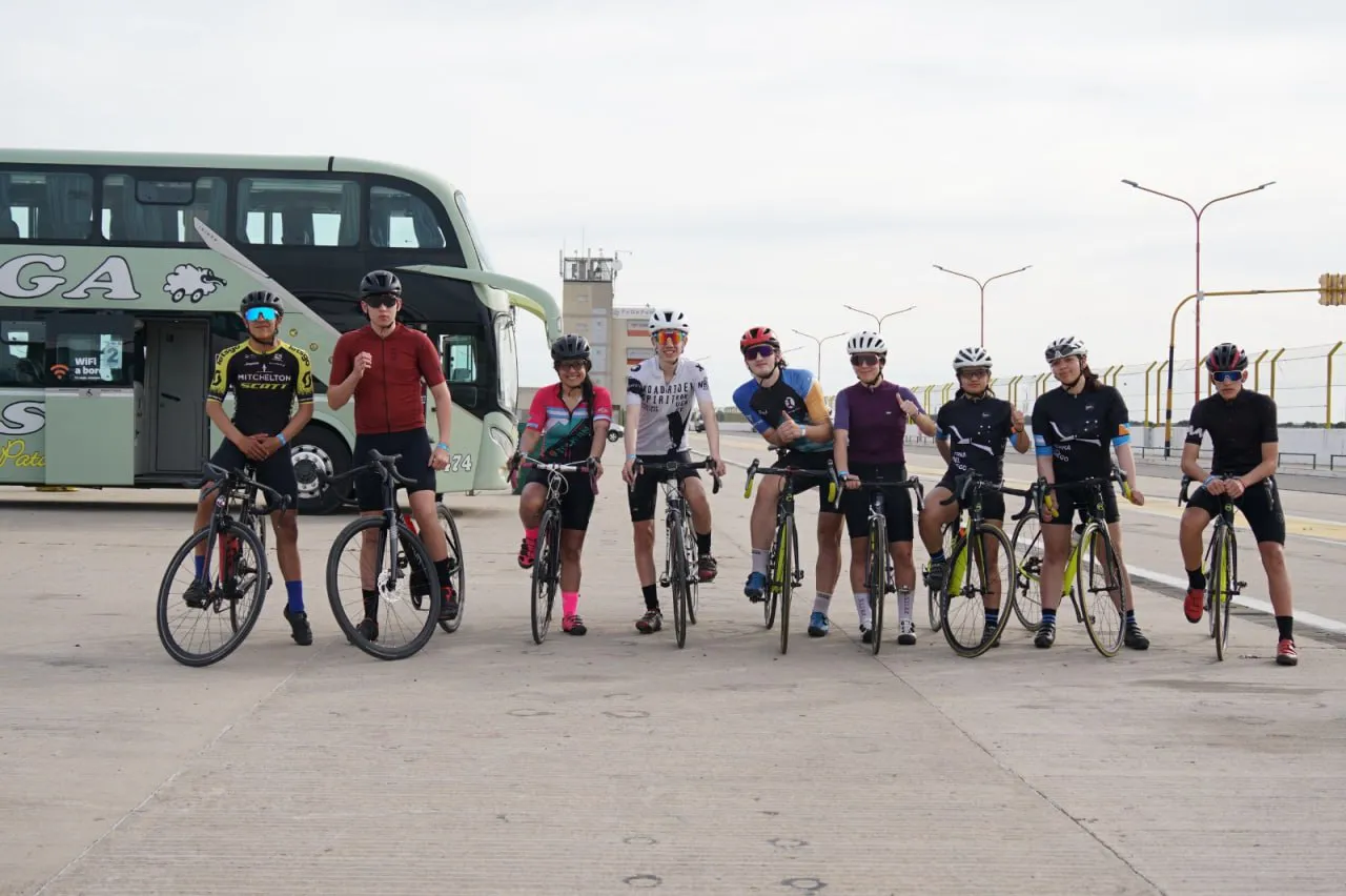 photo_5021577807624080132_y