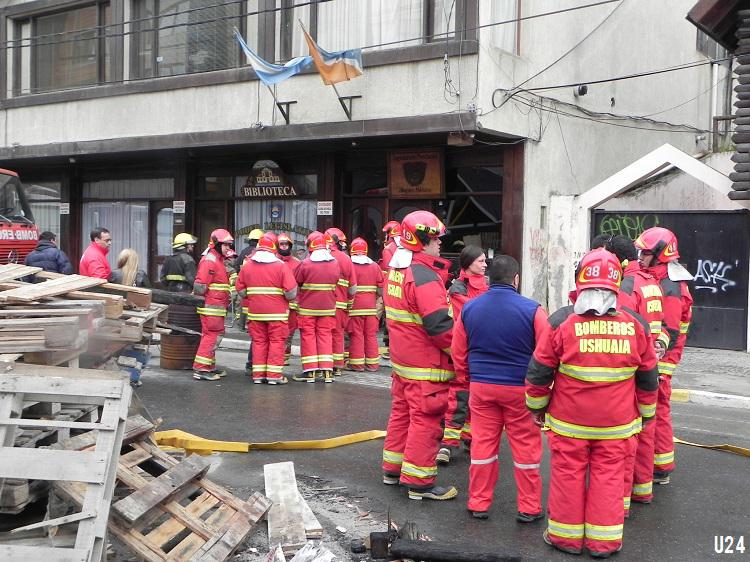 BOMBEROS LEG