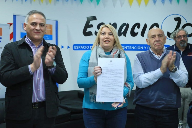 BECAS (12)