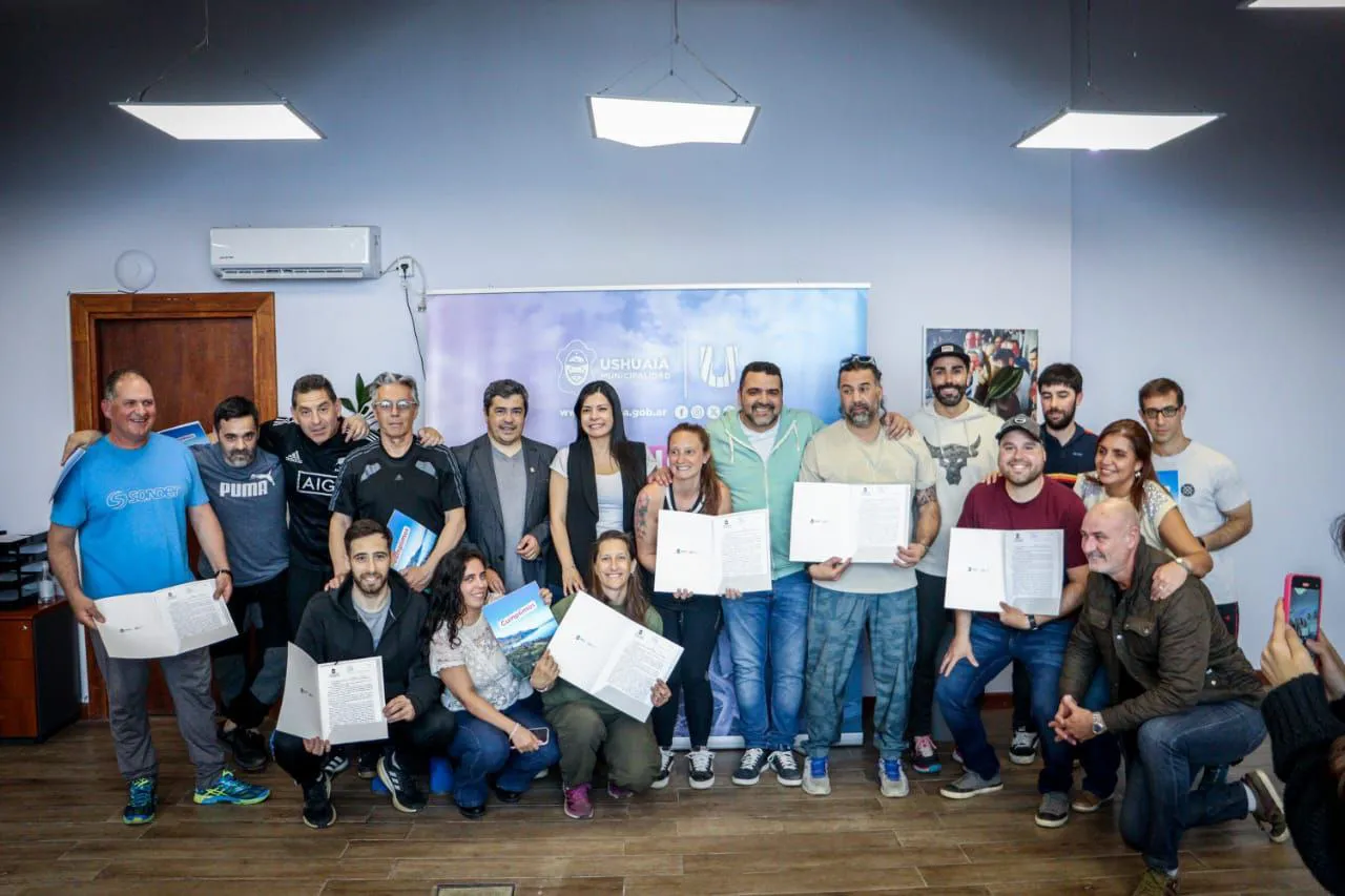 photo_5055581643523338088_y