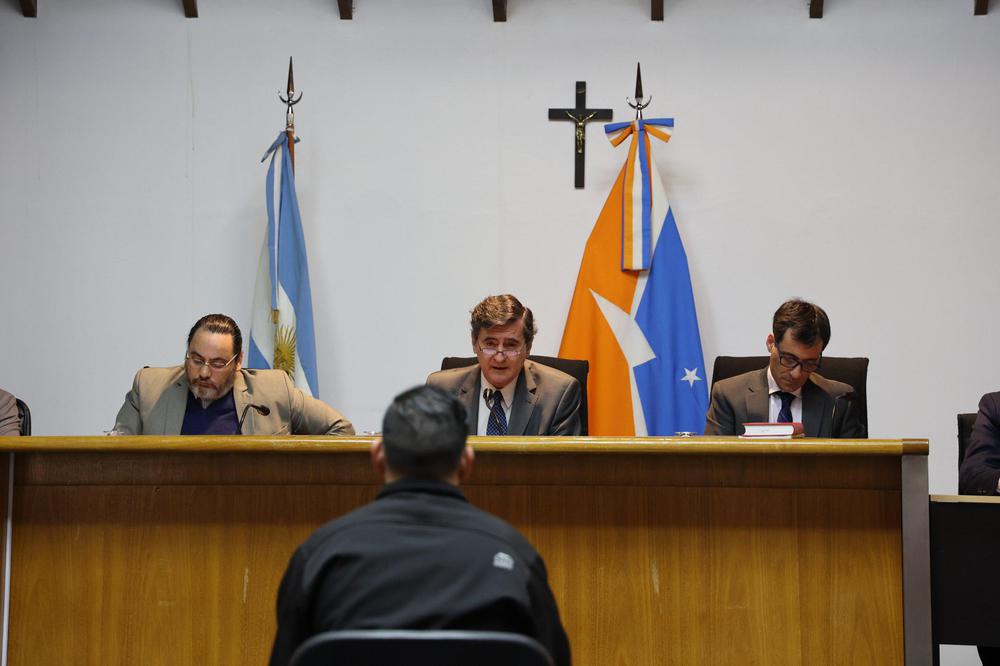 photo_5003578557460491483_w