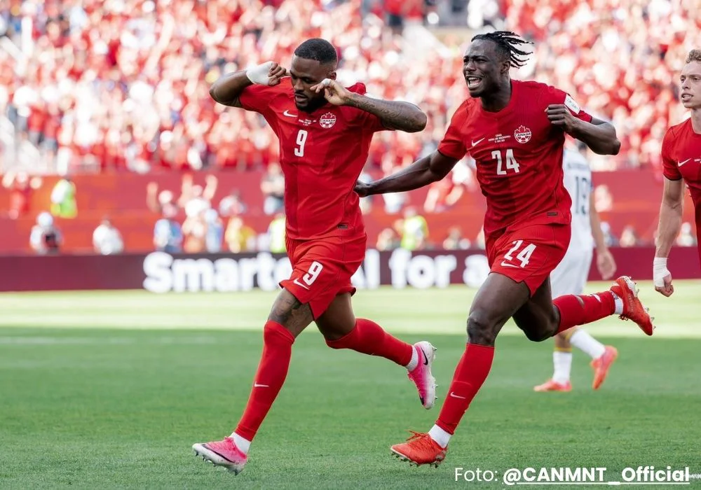 Canadá rescató un empate ante Bosnia y Herzegovina en su estreno mundialista