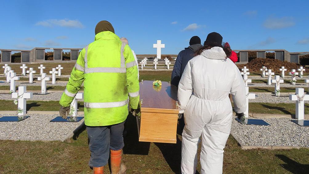 malvinas cementerio