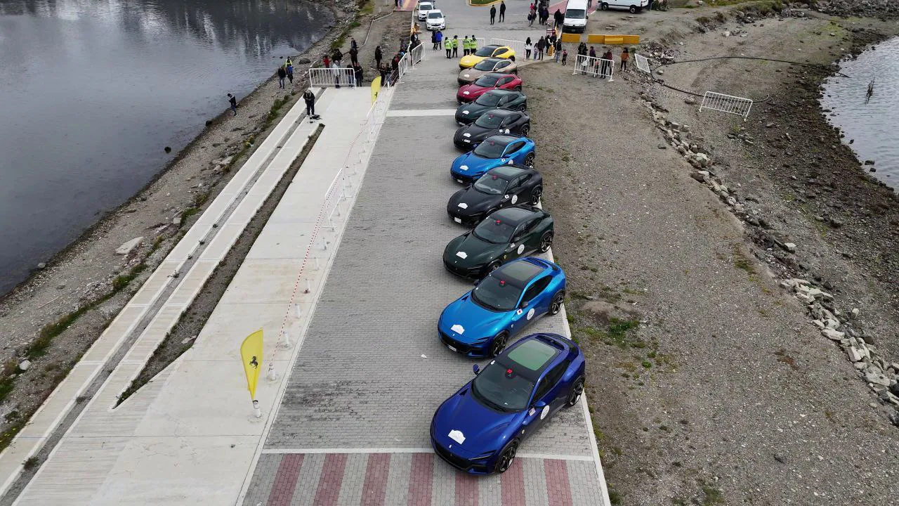 ferrari Ushuaia