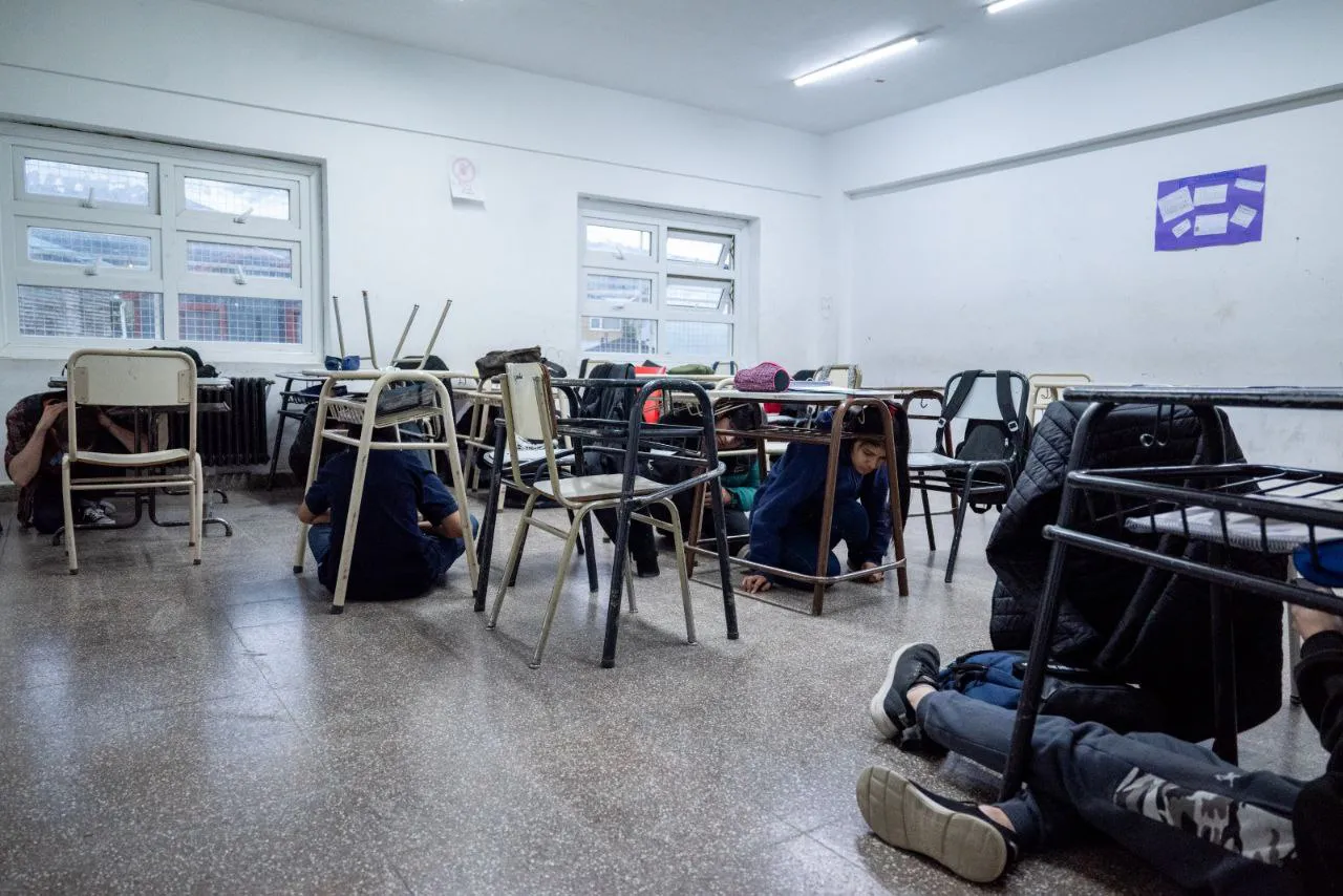 photo_4967975387405593813_y