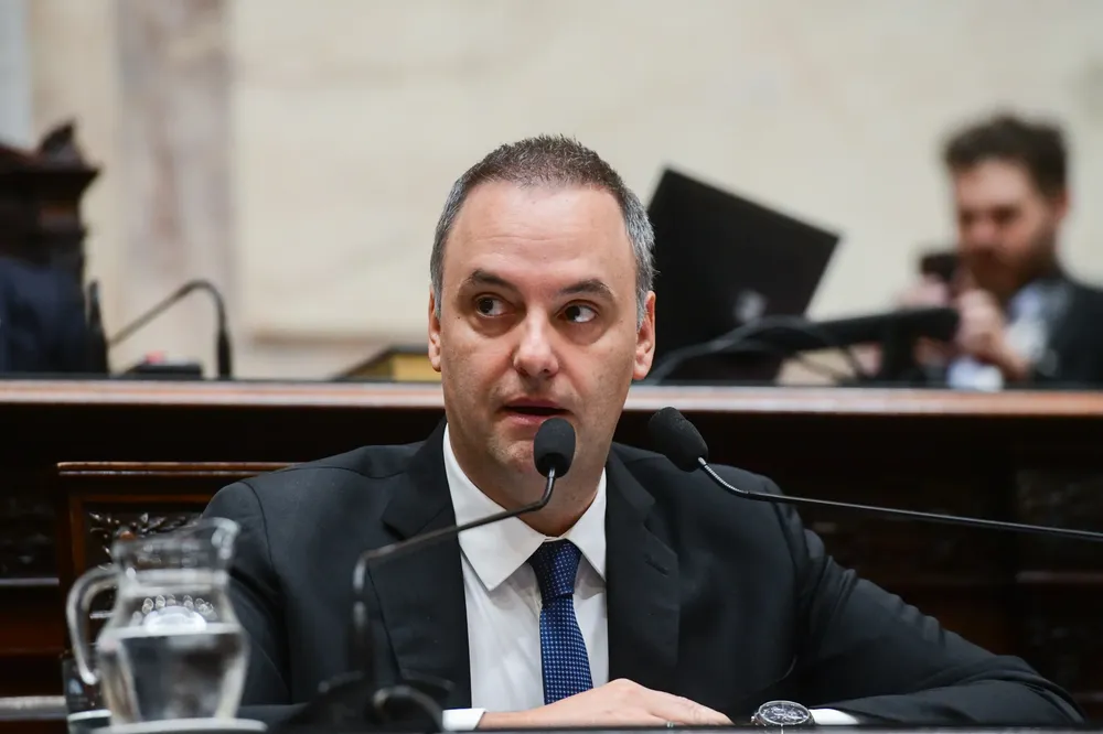 adorni