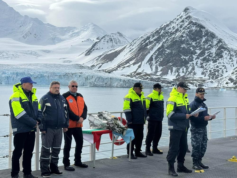 07-02-2024_una_expedicion_bulgara_hallo_en