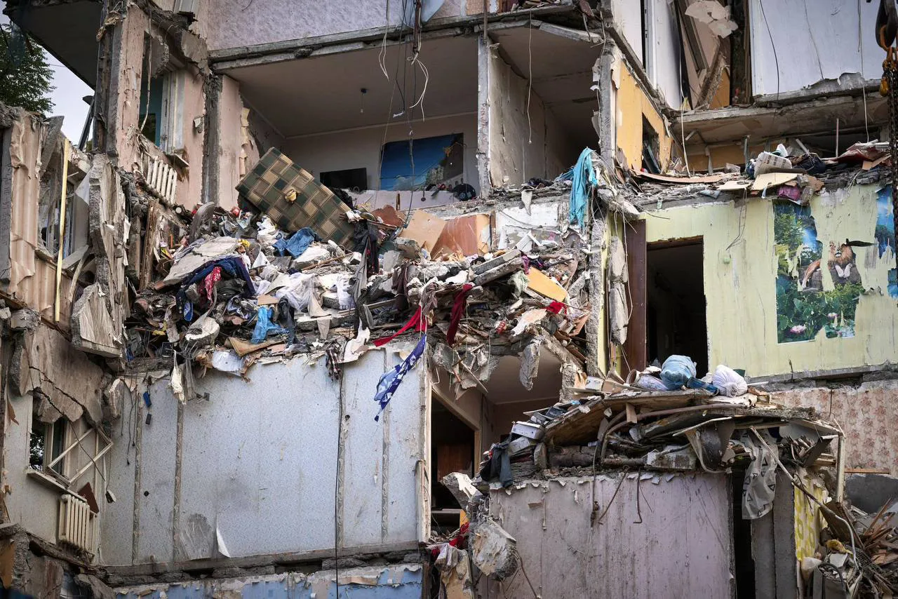 photo_5217908506546535171_y