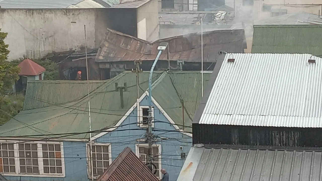 incendio galpon Ushuaia
