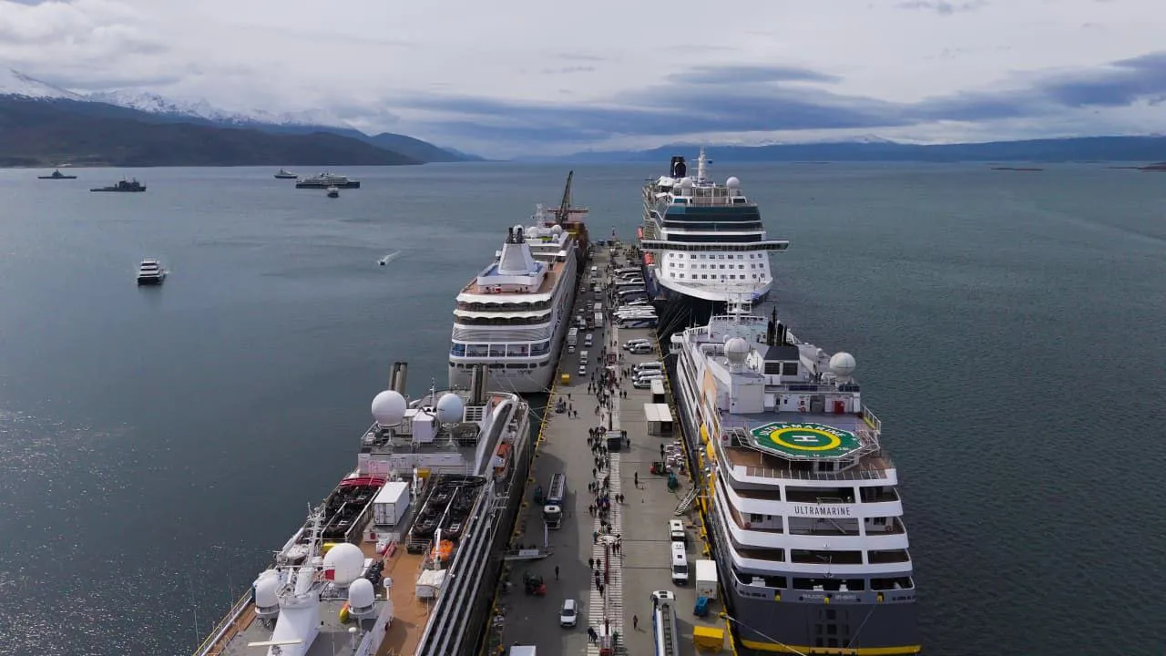 Puerto Ushuaia crucero