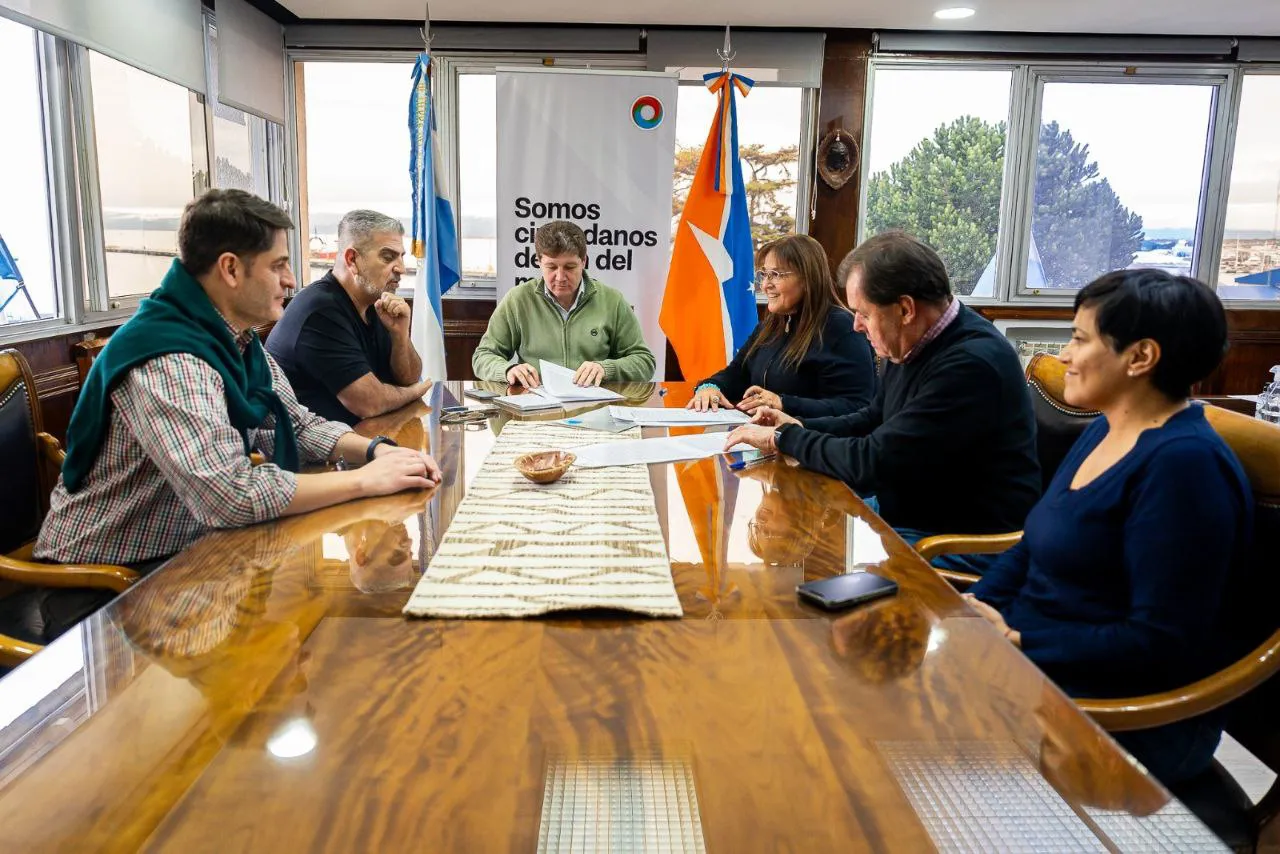 photo_4936315770422538775_y