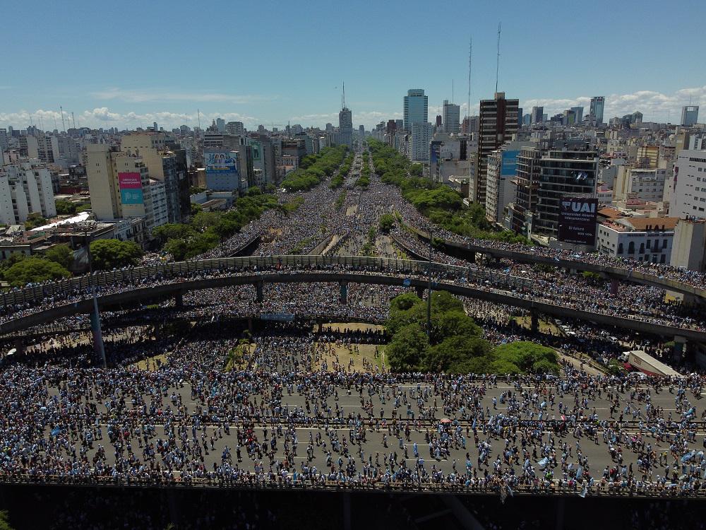 20-12-2022_una_multitud_de_simpatizantes_comenzo (4)